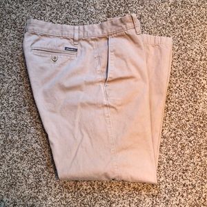 Eddie Bauer Men’s Classic Fit 32”x30” Khaki Colored Chino Pants